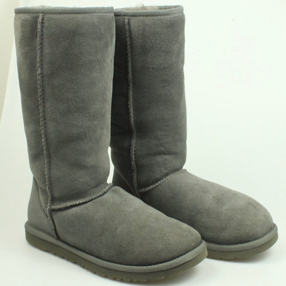 UGG Gray Winter Boots - Picture 5 of 8